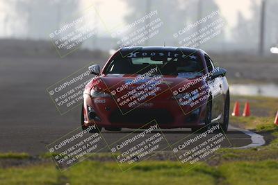 media/Jan-18-2026-CalClub SCCA (Sun) [[8bc6468723]]/Group 7 Race/Turn 1/